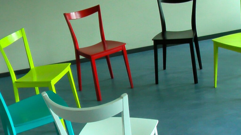chairs, chair circle, therapy-58475.jpg